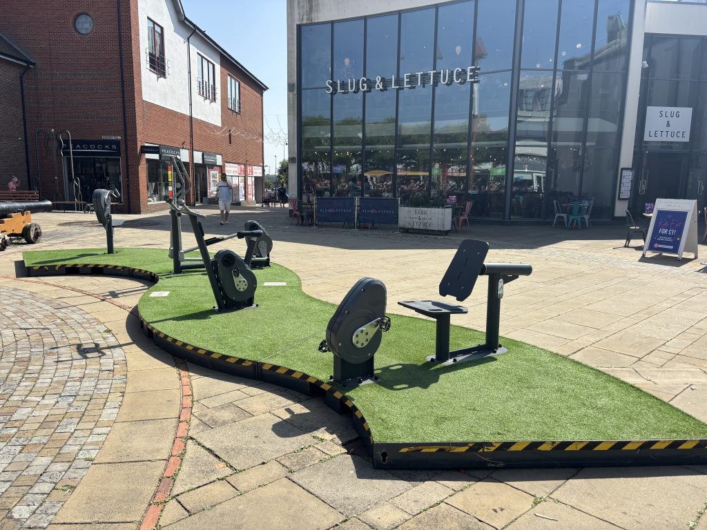 Po-up gym in West Street
